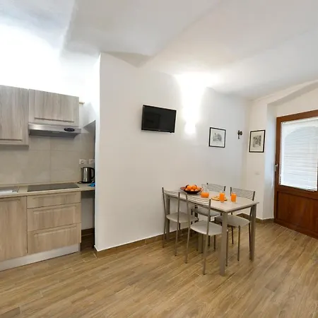 Perugia Apartments Περούτζια